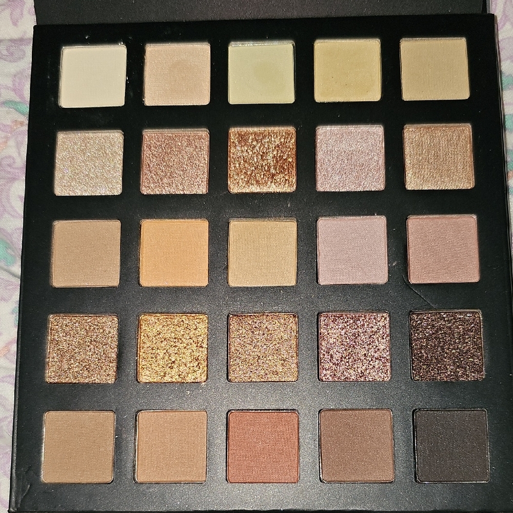LORAC Luxe Gold and Brown Eyeshadow Palette